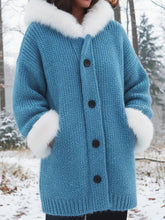 Przytulny płaszcz z kołnierzem futrzanym, dzianinowy, patchworkowy, zapinany na guziki