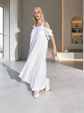 Luźna sukienka dla kobiet z odsłoniętymi ramionami