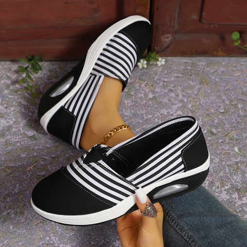 🔥Last Day Promotion 50% OFF - Women's Comfort Striped Slip-On Orthopaedic Sneakers