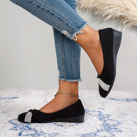🔥Ostatni dzień promocji 50% zniżki - Damskie lekkie, modne, ortopedyczne buty na koturnie z kryształkam